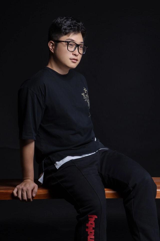 在世界中心呼唤爱