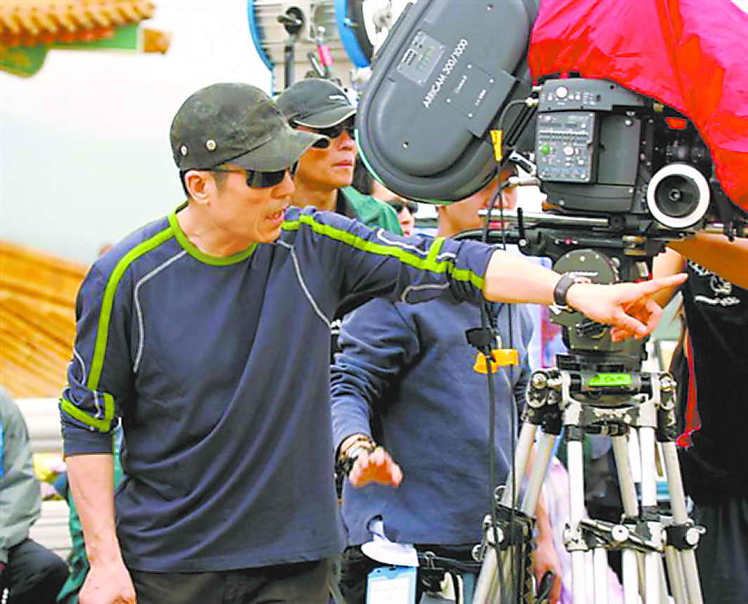 八月：奥色治郡